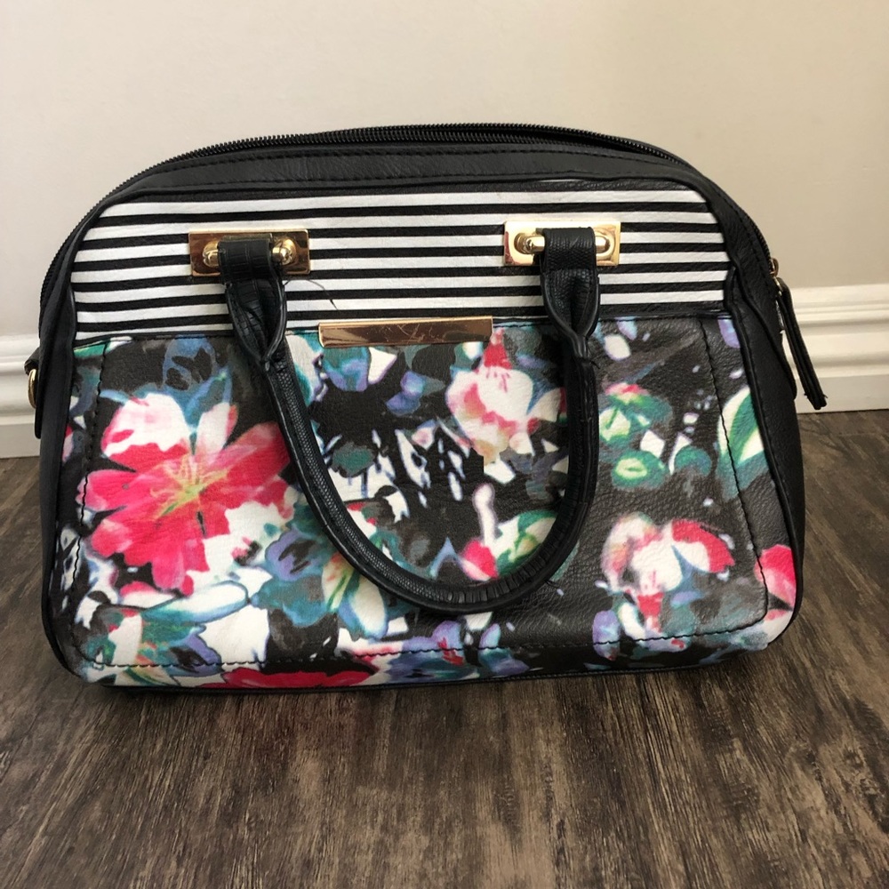 Black purse